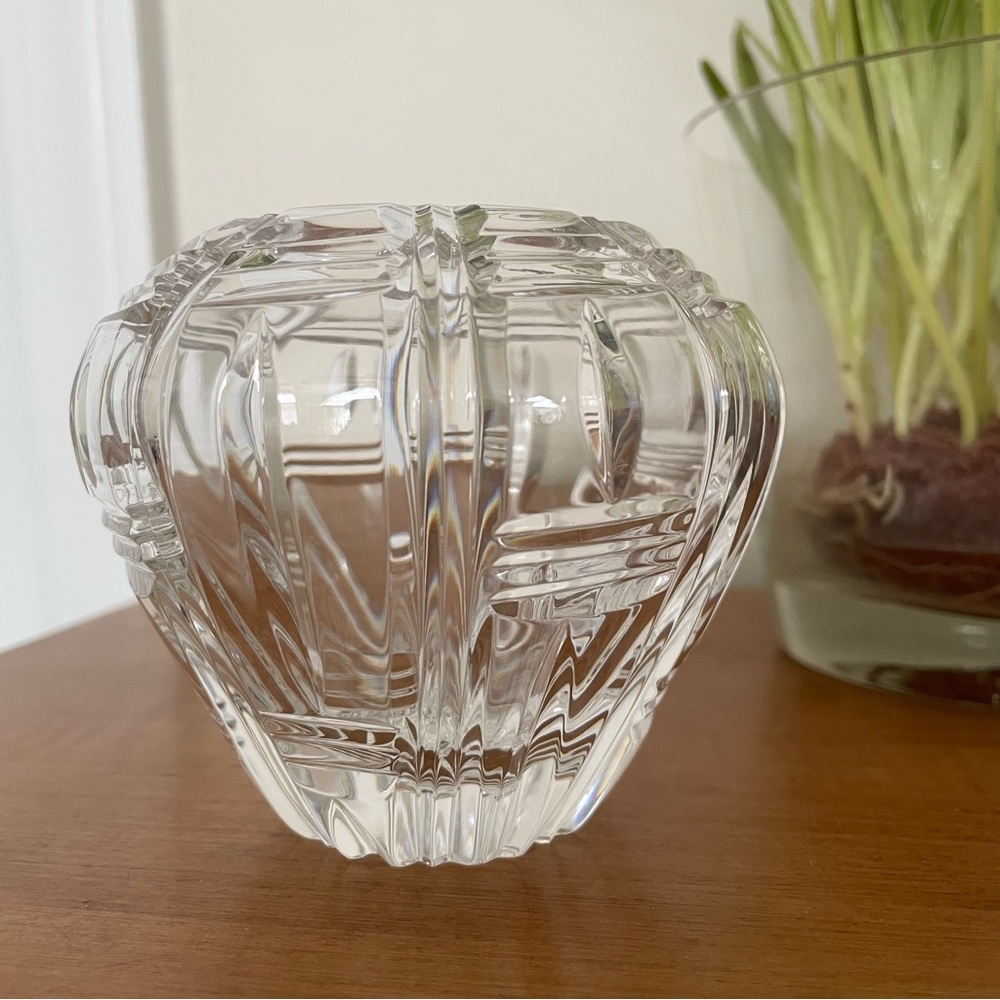 Geometric pattern crystal vase - Picture 3 of 8